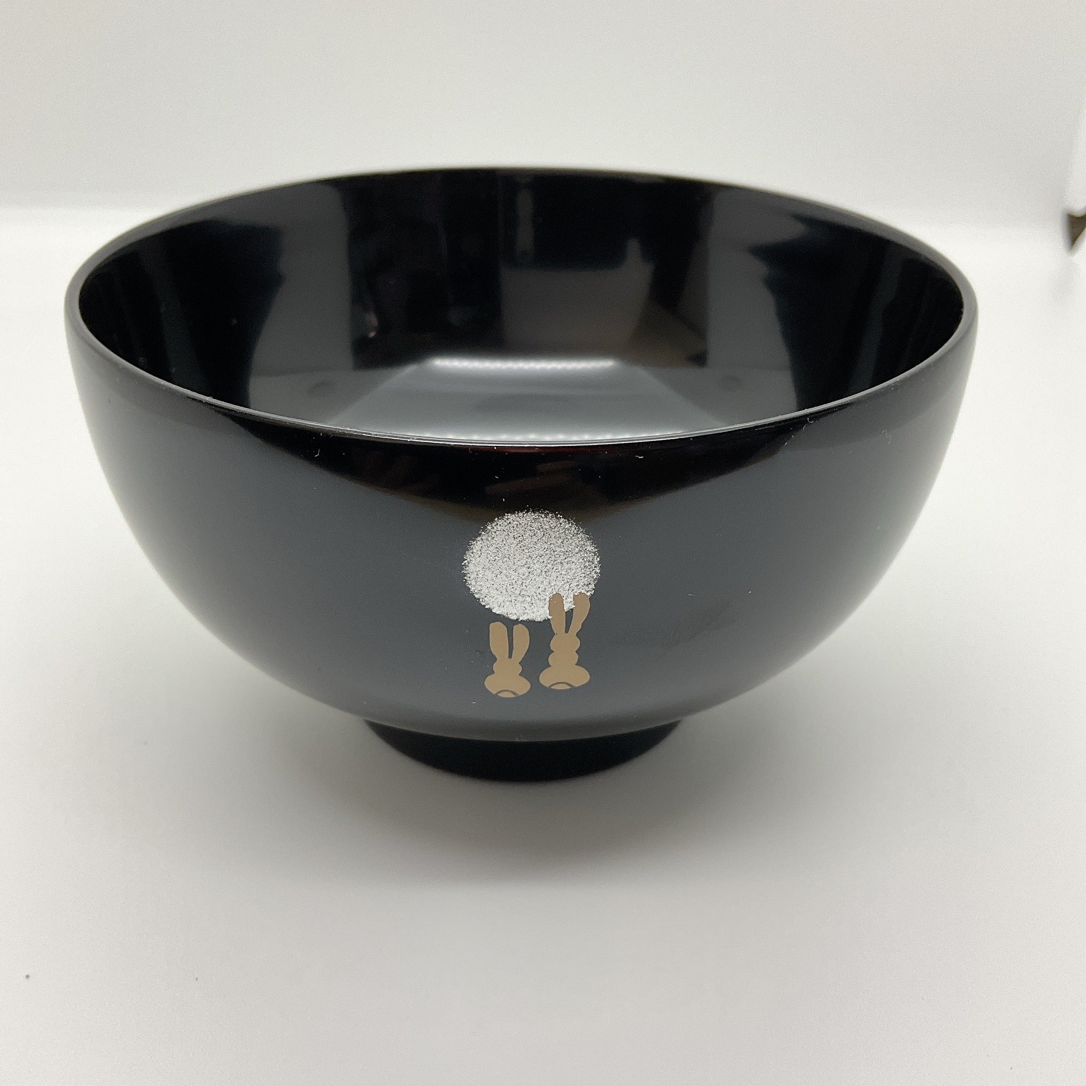 川連漆器  月見うさぎ（溜内朱・溜内黒）